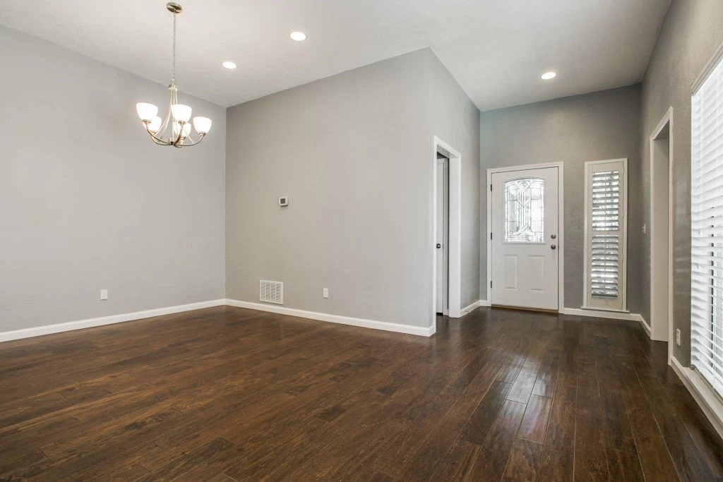 BuildDirect Birch - Texas Brown 1.5mm Thick RL X 5" Engineered Hardwood Flooring (17.5 Sq Ft Per Box) 5 BuildDirect Birch - Texas Brown 1.5mm Thick RL X 5" Engineered Hardwood Flooring (17.5 Sq Ft Per Box) - Image 5